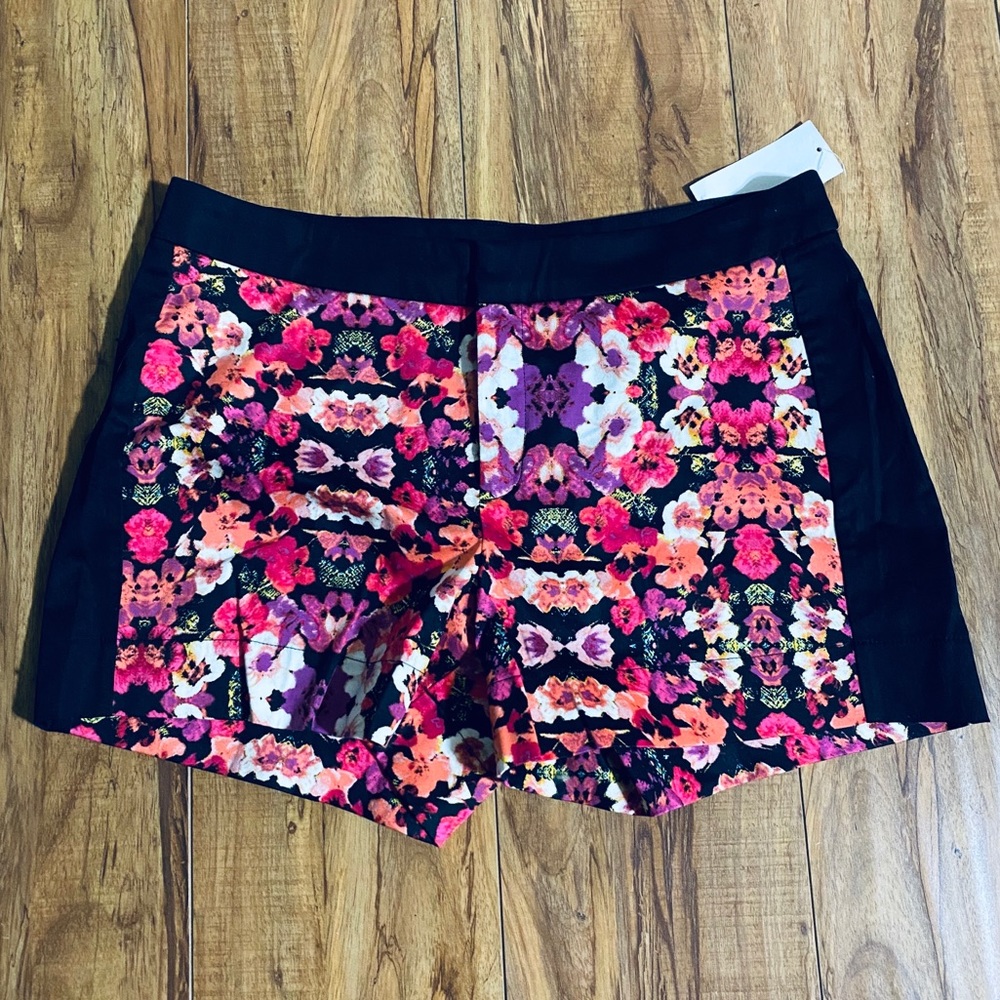 Nicole Miller Pink Floral Color Blocked Shorts